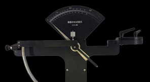 全自動(dòng)薄膜抗擺錘沖擊試驗(yàn)儀的主要結(jié)構(gòu)與技術(shù)參數(shù)！